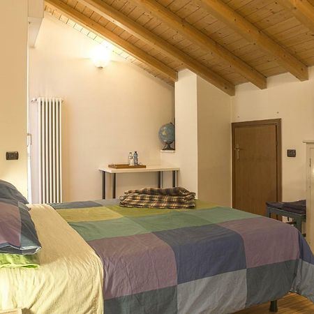 Appartamento Casa Rosa Luisago Esterno foto