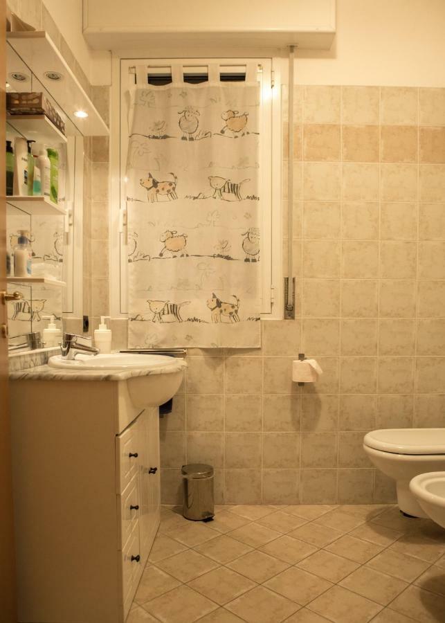 Appartamento Casa Rosa Luisago Esterno foto